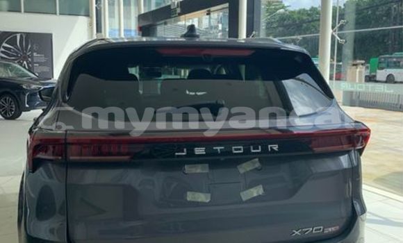 Buy Used Jeep Cherokee Other Car in Banmo in Kachin Buy Used Jeep Cherokee Other Car in Banmo in Kachin