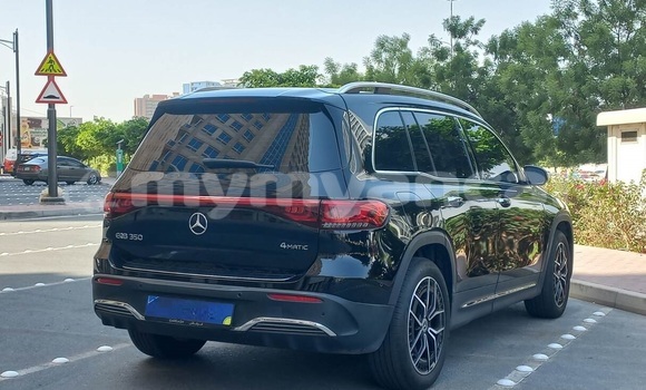 Buy Used Mercedes-Benz E200 Black Car in Nyaunglebin in Bago Buy Used Mercedes-Benz E200 Black Car in Nyaunglebin in Bago