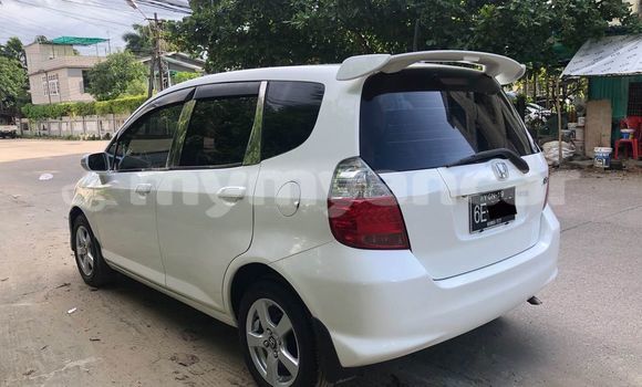 Buy Used Honda FIT White Car in Chauk in Magway Buy Used Honda FIT White Car in Chauk in Magway