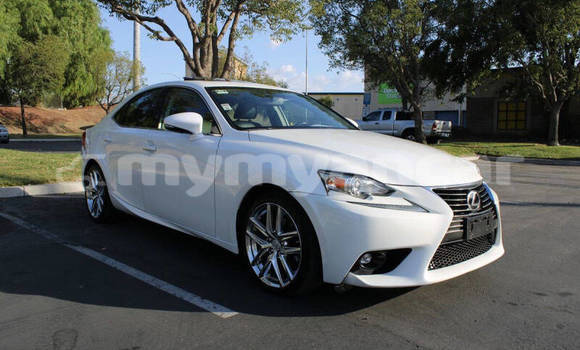 Buy Used Lexus IS White Car in Nyaunglebin in Bago