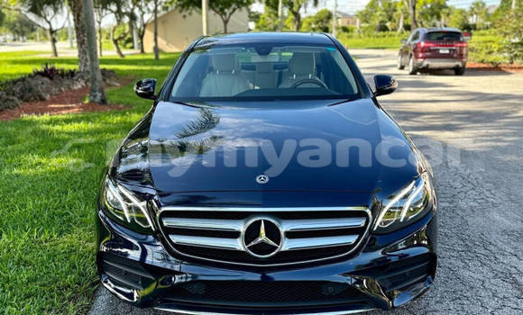 Acheter Occasion Voiture Mercedes-Benz E–Class Bleu à Nyaunglebin, #<Region:0x000000000af4fc68> Acheter Occasion Voiture Mercedes-Benz E–Class Bleu à Nyaunglebin, #<Region:0x000000000af4fc68>