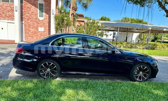 Acheter Occasion Voiture Mercedes-Benz E–Class Bleu à Nyaunglebin, #<Region:0x000000000af4fc68> Acheter Occasion Voiture Mercedes-Benz E–Class Bleu à Nyaunglebin, #<Region:0x000000000af4fc68>