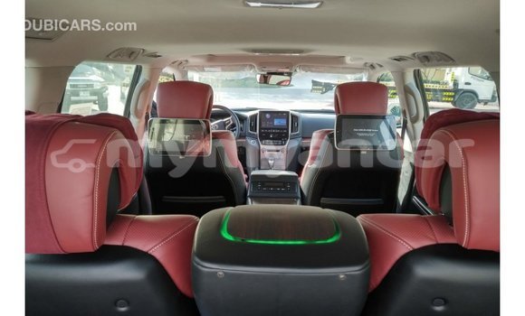 Buy Import Toyota Land Cruiser Black Car in Import - Dubai in Ayeyarwady Buy Import Toyota Land Cruiser Black Car in Import - Dubai in Ayeyarwady