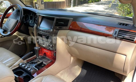 Buy Used Lexus LX 570 White Car in Falam in Chin Buy Used Lexus LX 570 White Car in Falam in Chin