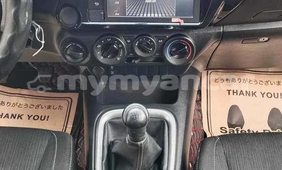 Acheter Occasion Voiture Toyota Hiluxe Revo Blanc à Lashio, #<Region:0x000000000daf7ca8> Acheter Occasion Voiture Toyota Hiluxe Revo Blanc à Lashio, #<Region:0x000000000daf7ca8>