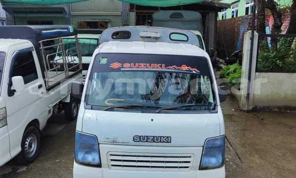 Medium with watermark suzuki carry tanintharyi dawei 4736