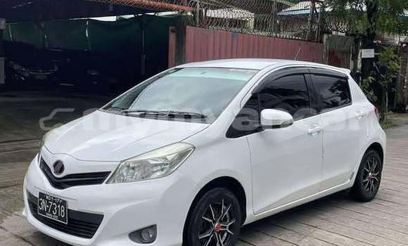 Acheter Occasion Voiture Toyota Vitz Blanc à Arakan, #<Region:0x000000000dce0a38> Acheter Occasion Voiture Toyota Vitz Blanc à Arakan, #<Region:0x000000000dce0a38>