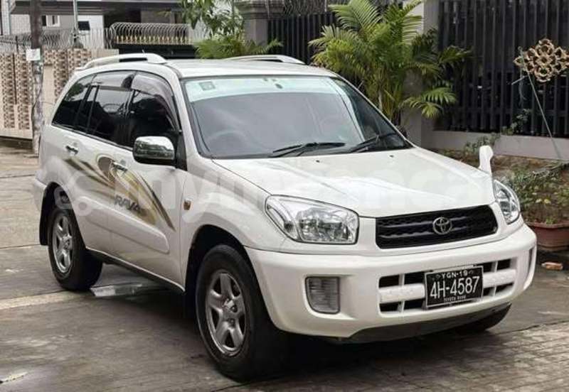 Big with watermark toyota rav4 kachin banmo 4796