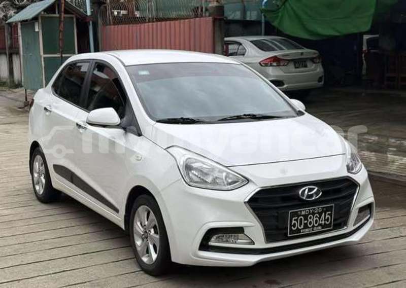 Big with watermark hyundai grandeur rakhine arakan 4799