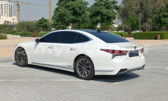 အသုံးပြုခံ့ Lexus LS White ကား Yangon Yangon အသုံးပြုခံ့ Lexus LS White ကား Yangon Yangon