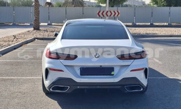 အသုံးပြုခံ့ BMW 8-Series White ကား Lashio Shan အသုံးပြုခံ့ BMW 8-Series White ကား Lashio Shan