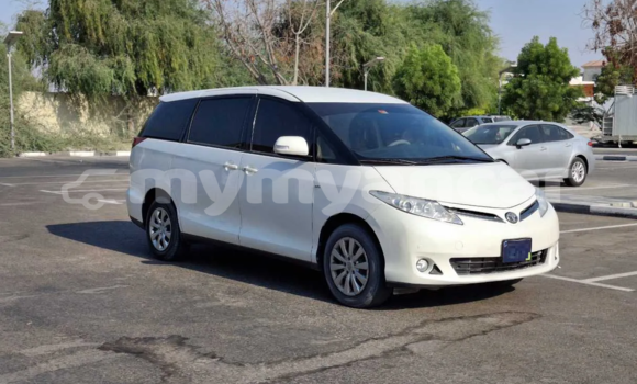 အသုံးပြုခံ့ Toyota Previa White ကား Yangon Yangon အသုံးပြုခံ့ Toyota Previa White ကား Yangon Yangon