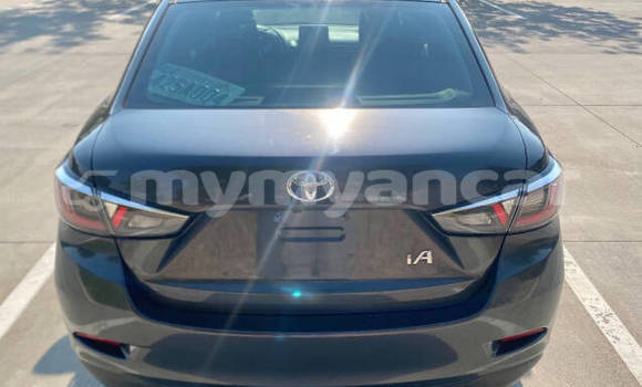 အသုံးပြုခံ့ Toyota Yaris Black ကား Monywa Sagaing အသုံးပြုခံ့ Toyota Yaris Black ကား Monywa Sagaing