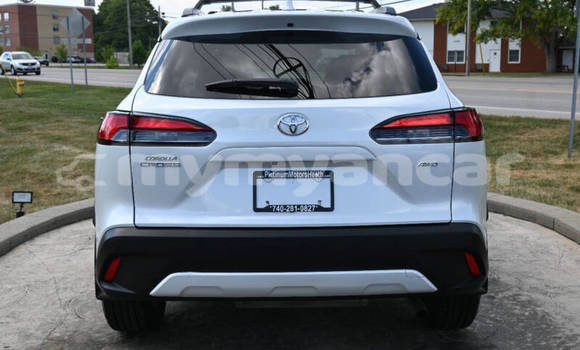 အသုံးပြုခံ့ Toyota Corolla Cross White ကား Yangon Yangon အသုံးပြုခံ့ Toyota Corolla Cross White ကား Yangon Yangon