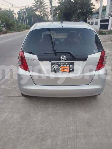Big with watermark honda fit bago bago 4858
