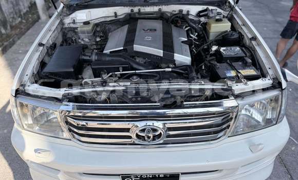 Buy Used Toyota Land Cruiser Other Car in Henzada in Ayeyarwady Buy Used Toyota Land Cruiser Other Car in Henzada in Ayeyarwady
