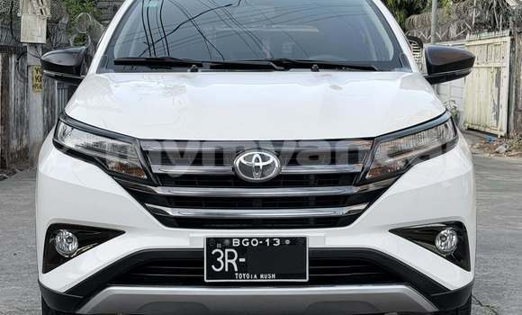 Buy Used Toyota Rush White Car in Banmo in Kachin Buy Used Toyota Rush White Car in Banmo in Kachin