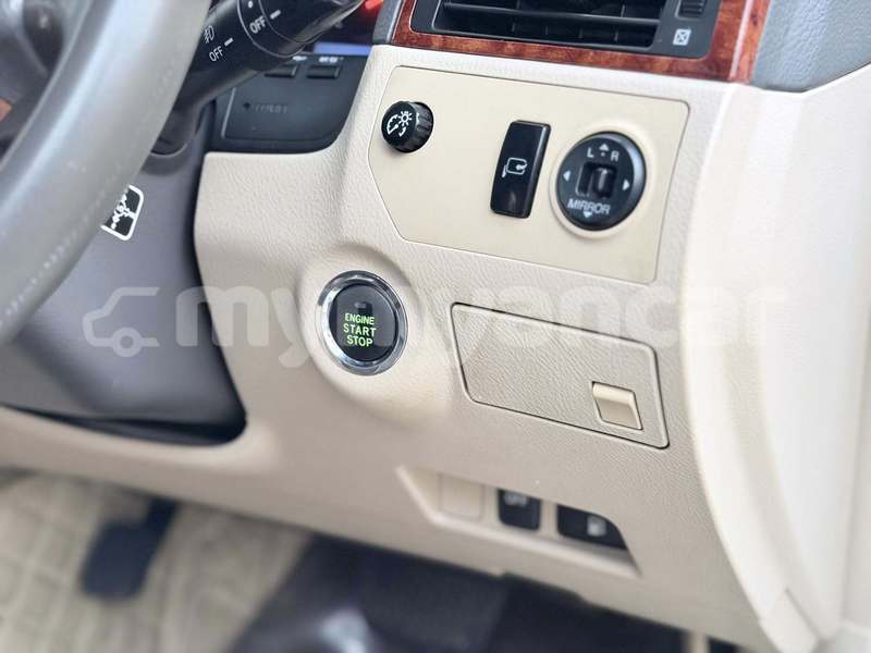 Big with watermark toyota crown mon kyaikto 4869