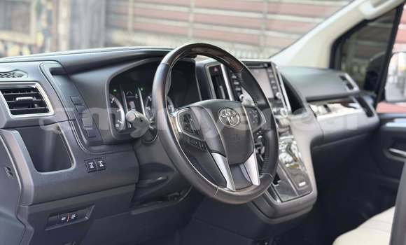 Buy Used Toyota Crown Majesta White Car in Bago in Bago Buy Used Toyota Crown Majesta White Car in Bago in Bago