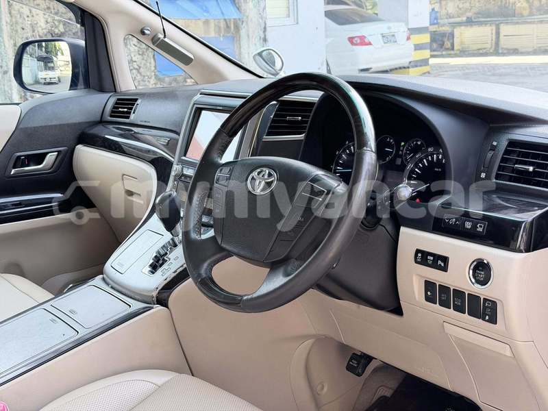 Big with watermark toyota alphard kachin banmo 4875