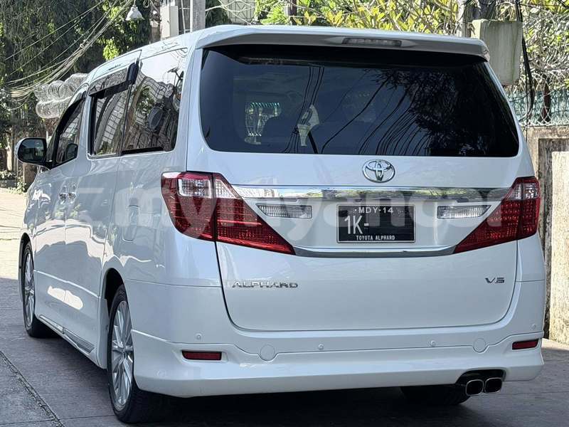 Big with watermark toyota alphard kachin banmo 4875