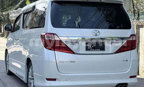 Buy Used Toyota Alphard White Car in Banmo in Kachin Buy Used Toyota Alphard White Car in Banmo in Kachin