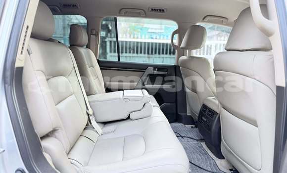 Buy Used Toyota Land Cruiser Other Car in Kanbe in Yangon Buy Used Toyota Land Cruiser Other Car in Kanbe in Yangon