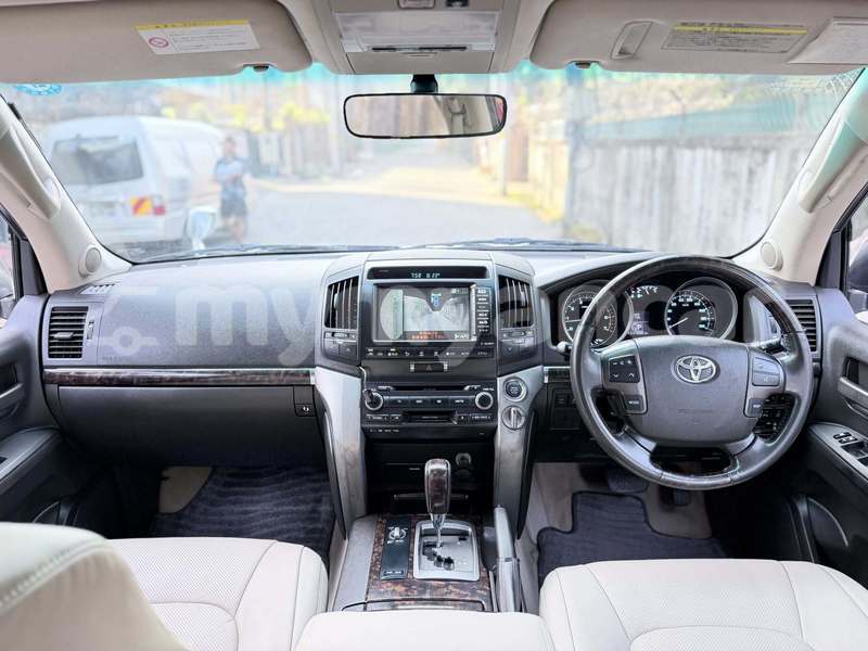 Big with watermark toyota land cruiser yangon kanbe 4876