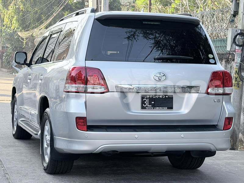 Big with watermark toyota land cruiser yangon kanbe 4876