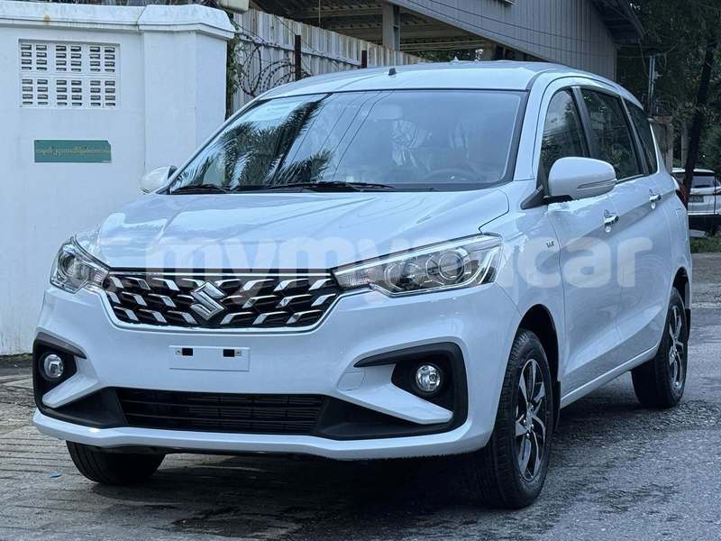 Big with watermark suzuki ertiga bago bago 4877