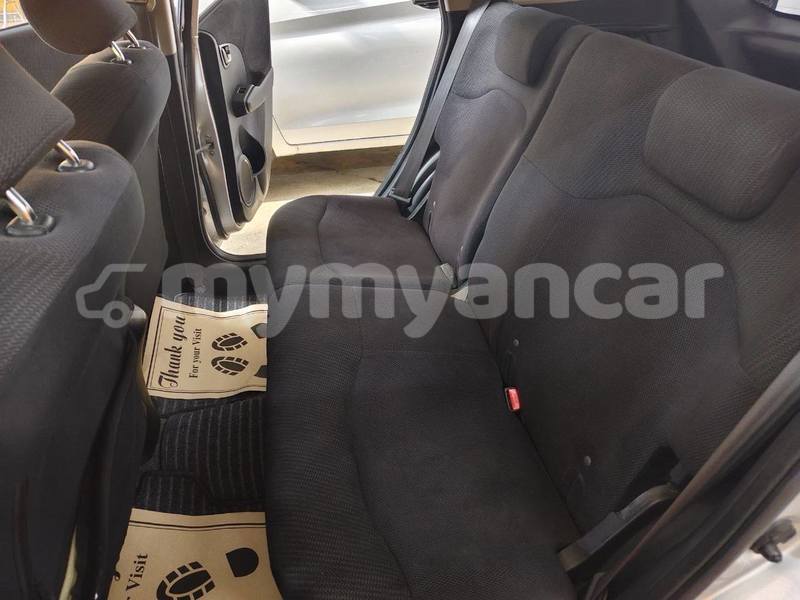 Big with watermark honda fit bago bago 4883