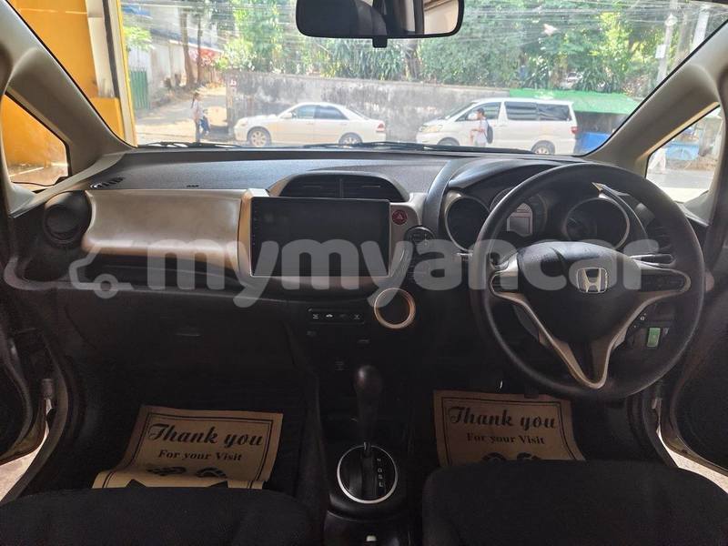 Big with watermark honda fit bago bago 4883