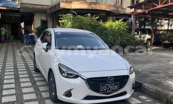 Buy Used Mazda 2 White Car in Chauk in Magway