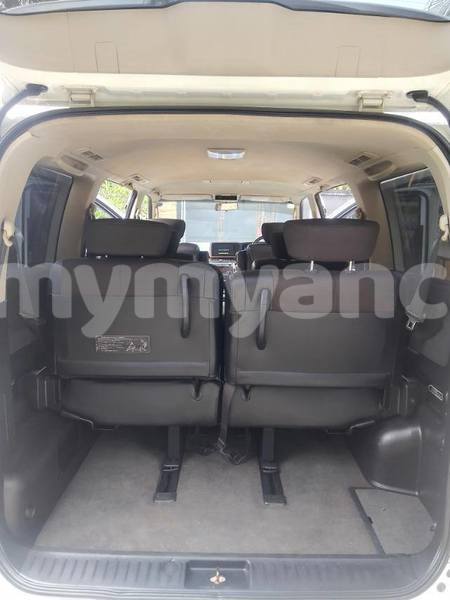 Big with watermark nissan elgrand bago bago 4892