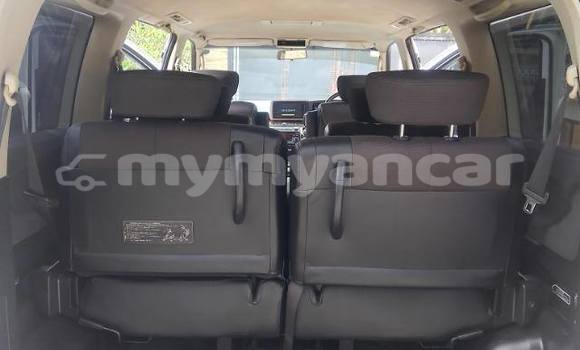 Buy Used Nissan Elgrand White Car in Bago in Bago Buy Used Nissan Elgrand White Car in Bago in Bago