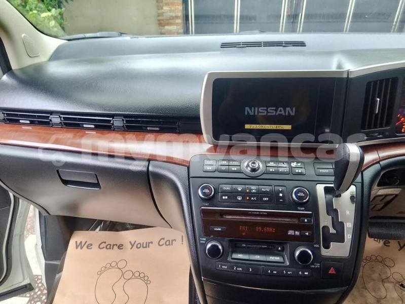 Big with watermark nissan elgrand bago bago 4892