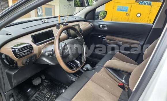 Buy Used Citroen C4 White Car in Bogale in Ayeyarwady Buy Used Citroen C4 White Car in Bogale in Ayeyarwady