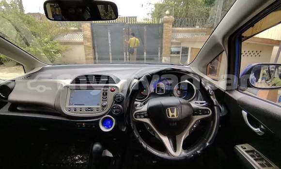 Buy Used Honda FIT Blue Car in Bogale in Ayeyarwady Buy Used Honda FIT Blue Car in Bogale in Ayeyarwady