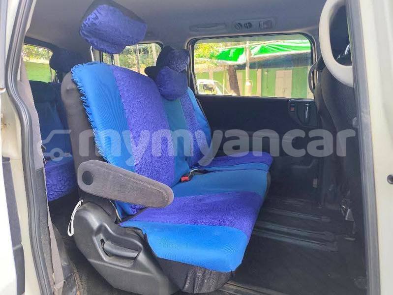 Big with watermark honda elysion magway chauk 4900