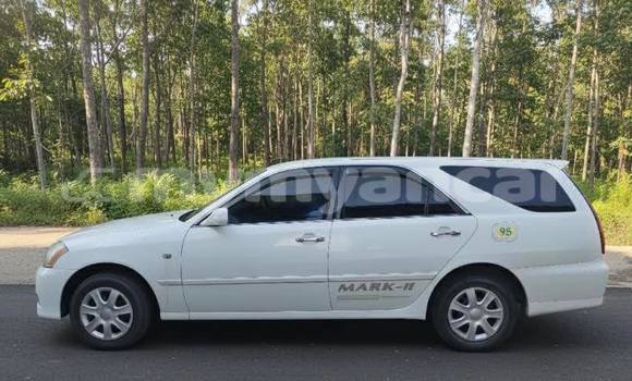 Buy Used Toyota Mark II White Car in Chauk in Magway Buy Used Toyota Mark II White Car in Chauk in Magway