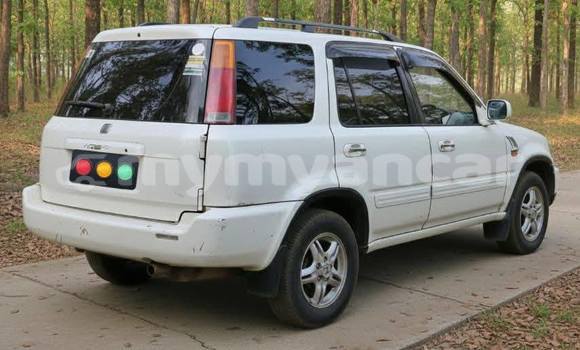 Buy Used Honda CR–V White Car in Bogale in Ayeyarwady Buy Used Honda CR–V White Car in Bogale in Ayeyarwady