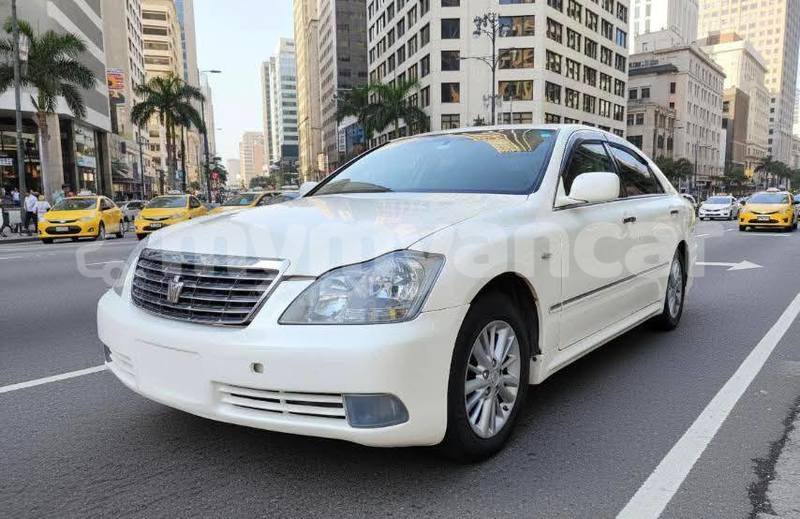 Big with watermark toyota crown kachin banmo 4903