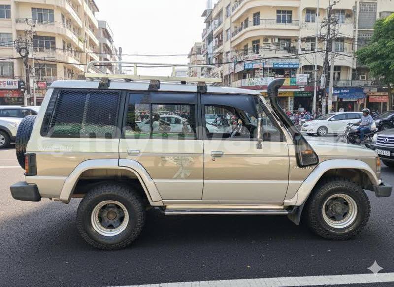 Big with watermark mitsubishi pajero ayeyarwady bogale 4907