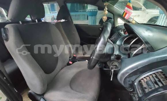 Buy Used Honda FIT White Car in Hpa-an in Kayin Buy Used Honda FIT White Car in Hpa-an in Kayin