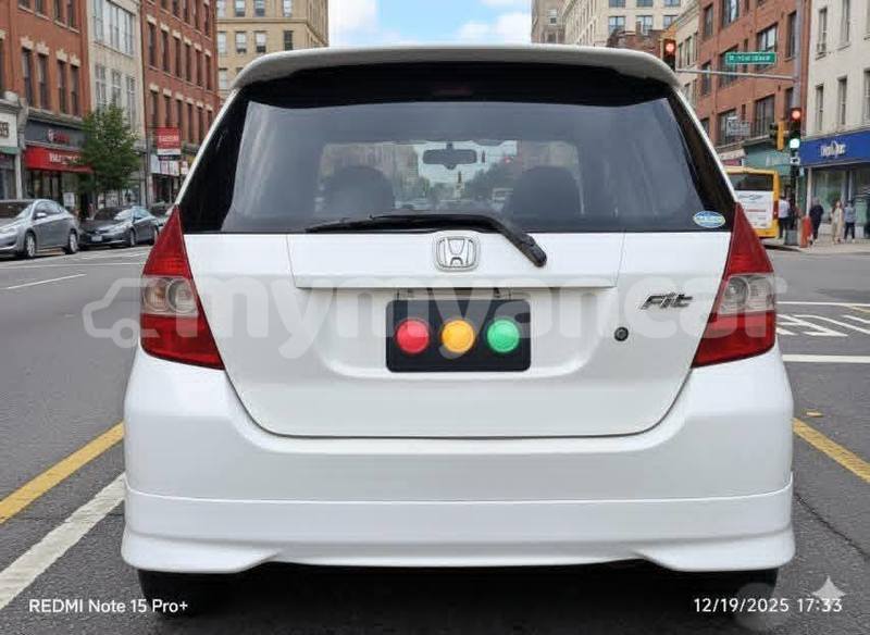 Big with watermark honda fit kayin hpa an 4909