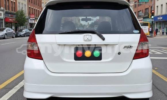 Buy Used Honda FIT White Car in Hpa-an in Kayin Buy Used Honda FIT White Car in Hpa-an in Kayin