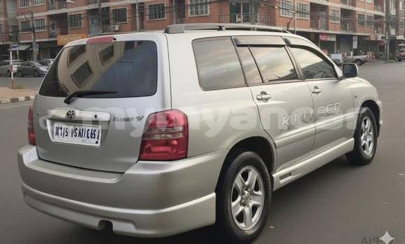 Buy Used Toyota Kluger Other Car in Katha in Sagaing Buy Used Toyota Kluger Other Car in Katha in Sagaing