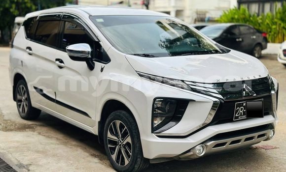 Buy Used Mitsubishi Xpander White Car in Bogale in Ayeyarwady Buy Used Mitsubishi Xpander White Car in Bogale in Ayeyarwady