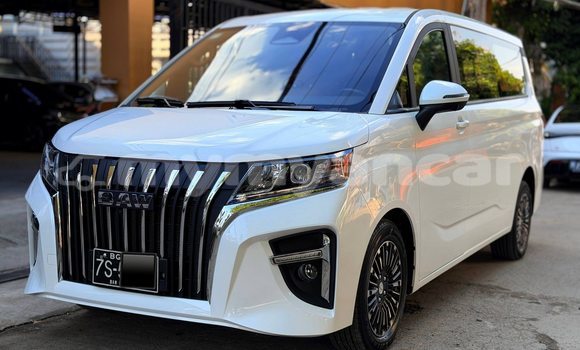 Buy Used Luxgen Luxgen7 SUV White Car in Bogale in Ayeyarwady Buy Used Luxgen Luxgen7 SUV White Car in Bogale in Ayeyarwady