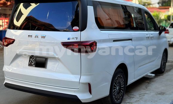 Buy Used Luxgen Luxgen7 SUV White Car in Bogale in Ayeyarwady Buy Used Luxgen Luxgen7 SUV White Car in Bogale in Ayeyarwady